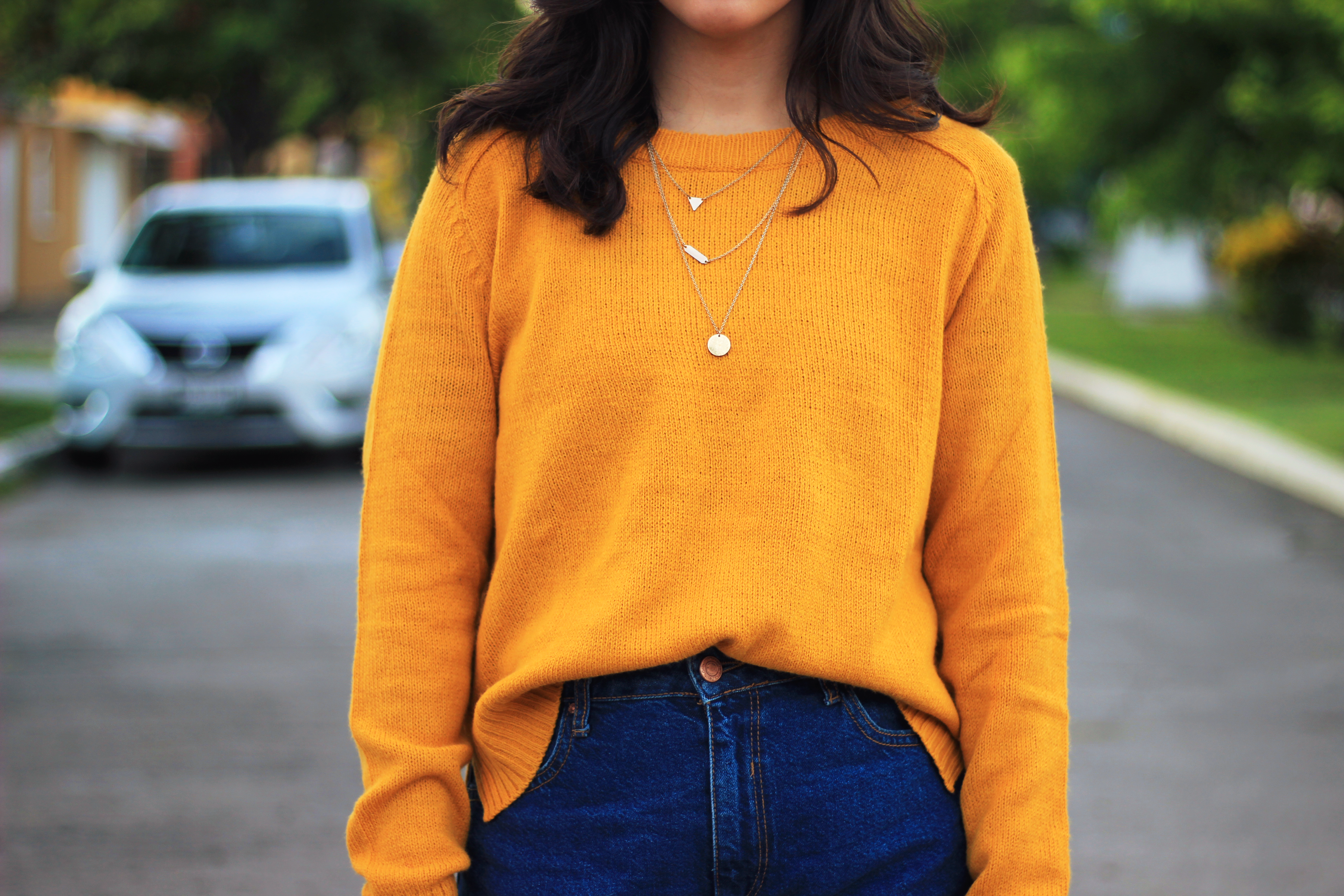 Outfits sweater amarillo online